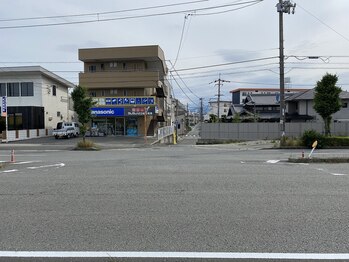 トラット エステアンドアイズ(tratto)/【第２駐車場】