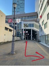 アンジュ/エスパル2裏からの道案内