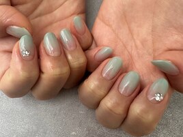 涼しげグラデーションネイル