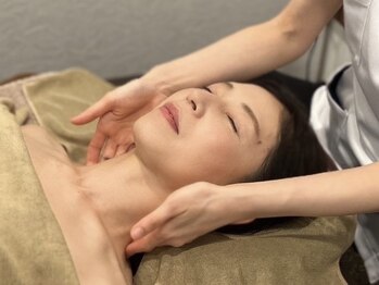 なつめ鍼灸ボディケアサロンの写真/"鍼×アロマオイルトリートメント"の組み合わせ＊【眠れる美容鍼＋アロマオイルトリートメント90分6500円】