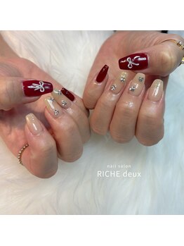 リッシュ ドゥ(RICHE deux)/深みボルドーにぷっくりリボン