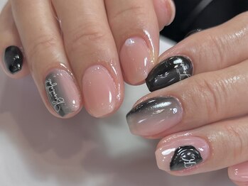 クイーンネイル(QUEEN NAIL)/