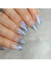 フリージア(Freesia)/蝶々ネイル