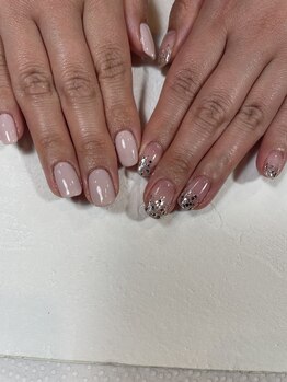 ララネイル(LaRa Nail)/アシメネイル