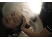 ウースパ(WU SPA)/ウェットヘッドスパ／頭浸浴あり