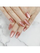 アイリス(Airis)/マグネットネイル￥5300