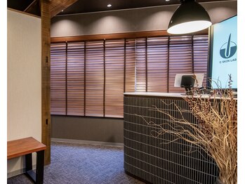 ドシースキンラボ(℃ SKINLAB)/落ち着いた空間でゆったりと。