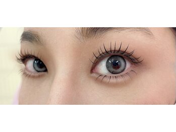 ユユサロン(youyu salon)/上下束感フラットラッシュ/LED可