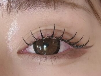 ＆ｓｅｅｋの写真/【軽い付け心地&持続力◎】個室空間だからゆっくりくつろぎながら、パッチリお目元に♪
