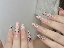 Best Nail 銀座店【ワンホンネイル・スカルプ・パラジェル・上品ジェルネイル】/ゼブラ柄ネイル