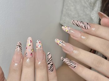 Best Nail 銀座店【ワンホンネイル・スカルプ・パラジェル・上品ジェルネイル】/ゼブラ柄ネイル