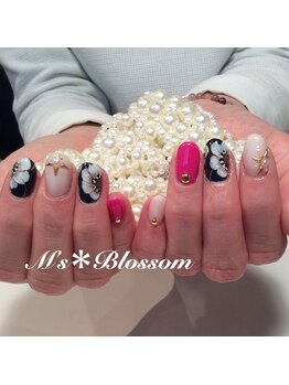ネイルサロンアンドスクールエムズブロッサム(Nailsalon & school M's Blossom)/ジェルアート込コース
