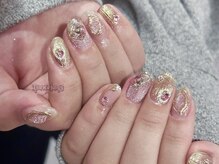 ダークハニー 原宿店(Dark Honey)/上品かわいいゴールドネイル