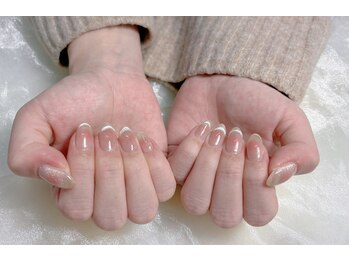 ケーケー(K.K)/チークにフレンチマグネット