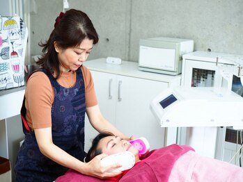 スリムモネ(Slimmone)/しもぶくれ顔がスッキリお顔に!