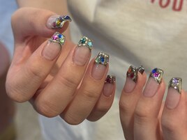 キラキラビジューネイル