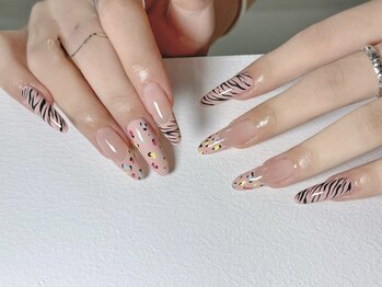 Best Nail 銀座店【ワンホンネイル・スカルプ・パラジェル・上品ジェルネイル】/ゼブラ柄ネイルアート