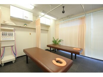 ひつじの整体/明るい院内。清潔感は大切です