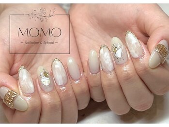 モモ(MOMO)/《ニュアンスデザイン》