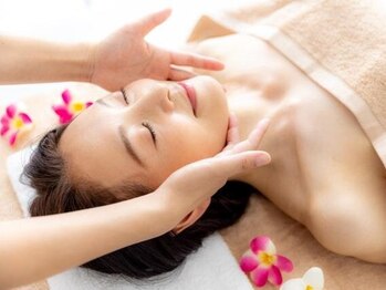 ビユースの写真/【どこから見てもすっきり♪】通う程に定着します◎美肌コルギ小顔フェイシャル+デコルテ60分￥4800