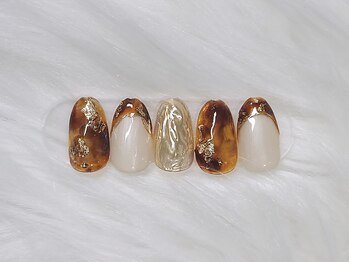 イング(+ Ing)/べっ甲ネイル