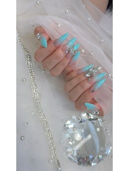 コル(COL.)の写真/綺麗に見える指先×モチのいいネイルで可愛いが続く♪長さ・形にもこだわった美フォルムで魅力的な指先へ。