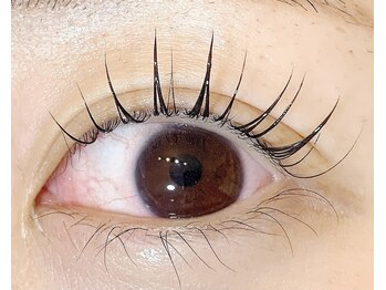 サロン ラウレア(salon laule'a)/似合わせデザインラッシュリフト