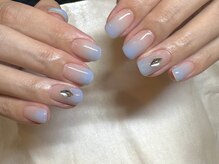 エスネイル(eth_nail)/淡ブルーグラデーション
