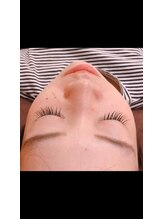 フリルアイビューティ 豊中店(Frill Eye Beauty)/