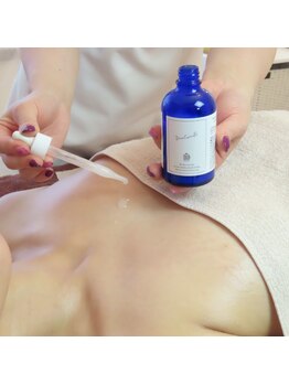 ルフルリール(Refleurir)/注目の美容成分☆美乳エッセンス