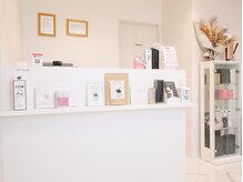 サロンドリュクス(salon de Luxe)/受付