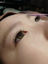 フリルアイビューティ 豊中店(Frill Eye Beauty)/
