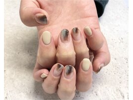 ニュアンスネイル