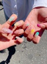 エム(em)/カラフルグラデーション