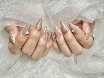 エスビューティー(es.beauty)/スカルプ×大人ニュアンス