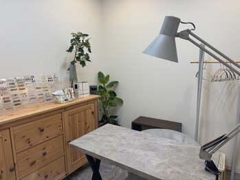 エクレレ(eclairer)の写真/【フット炭酸パック¥3000】で足元スッキリ☆癒しのプライベート空間でネイル、トリートメントも叶う♪