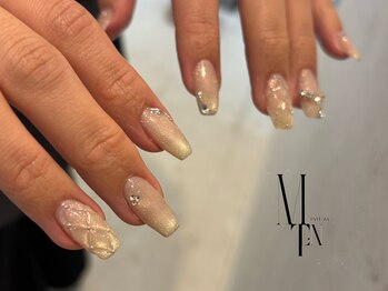 Nail design.
