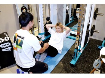 ライトパーソナルジム シルエット西宮今津店 【肩こり/腰痛/ダイエット/姿勢改善】/セッション