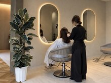 メゾンウール(Maison HEURE.)の雰囲気（ヘッドスパからブローの仕上げまで、至福のケアで極上の美髪へ）