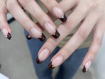 リンミウ(RiN.miu)/ボルドーフレンチ　Momo