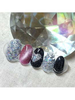 埋め尽くし風大人女子ネイル