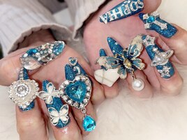 ゴテゴテネイル パーツネイル
