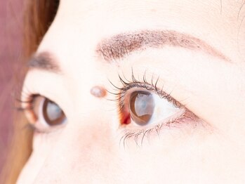 アイクル 伊勢崎店(ikuru)/逆さまつげも、悩まない！