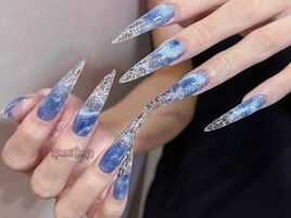ブルークラッシュネイル