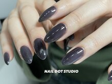ネイルドットスタジオ 堺筋本町(NAIL DOT STUDIO)/シアーダークネイビー