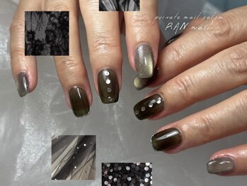ブラックネイル／ドットネイル
