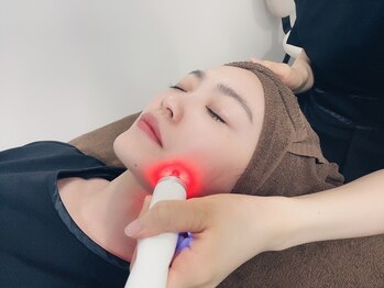 カガヤキコガオ 蓮田店/EMSで小顔~乾燥知らずのお顔に