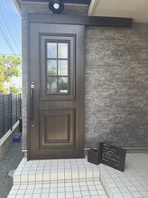 ココネイル(coconail)/サロン入り口