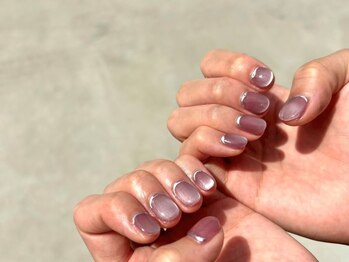 ネイルビジョルノ つくばみどりの店(Nail Begiorno)の写真/【オフ無料】でワンランク上の指先へ♪シンプルにおしゃれを楽しむワンカラー☆