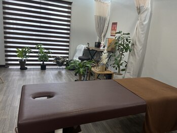 ヒカリノ接骨院 整体院 西岐阜/【施術ベッド5】